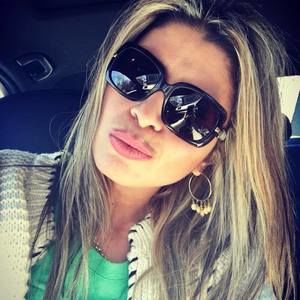 Meet your Posher, Cristina